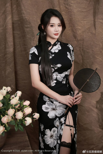 女生把筷子放进眼里的软件更新历史